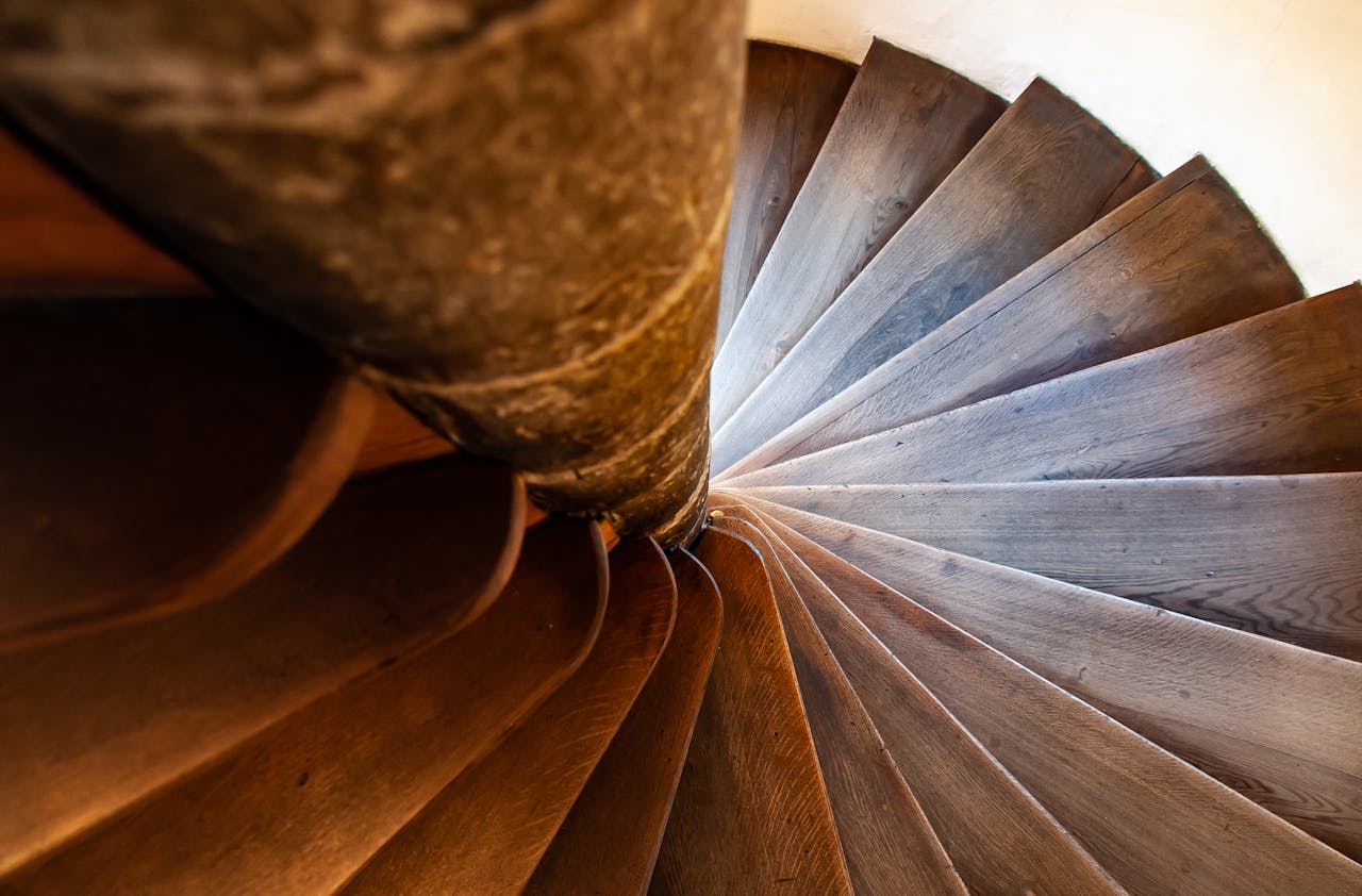 Een frisse trap voor weinig geld dankzij goedkope traprenovatie