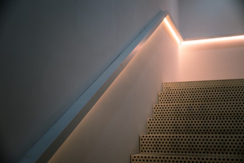 Trap slim verlichten met draadloze led verlichting