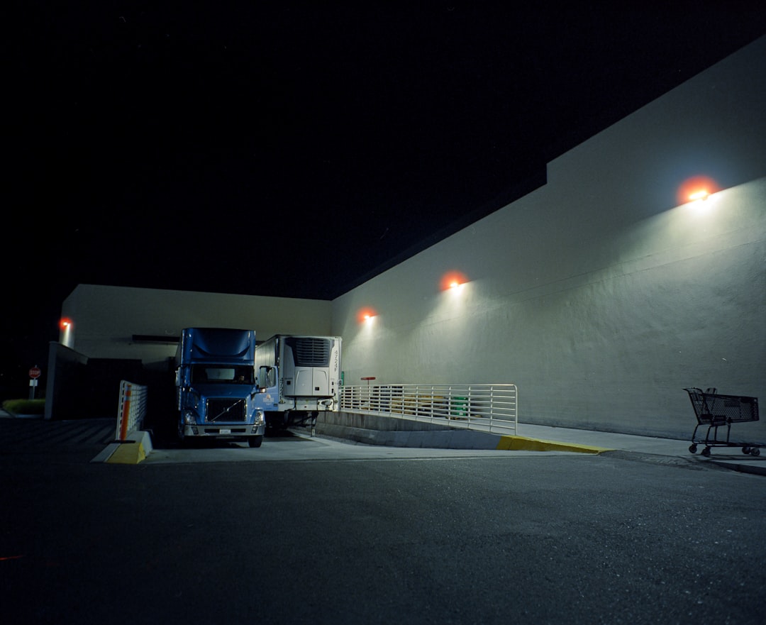 Vrachtwagens veiliger en zuiniger met led verlichting