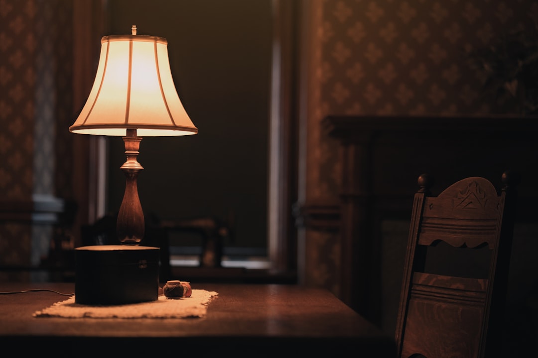 De mooiste moderne lamp boven eettafel voor sfeer en stijl