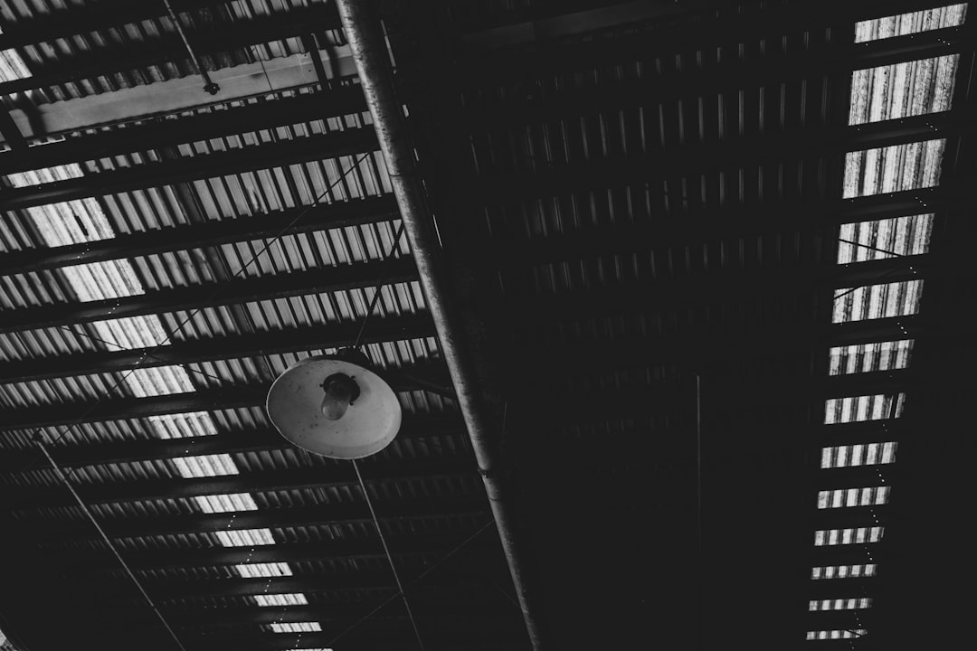 Hanglampen: alles wat je wil weten over sfeerverlichting binnen en buiten